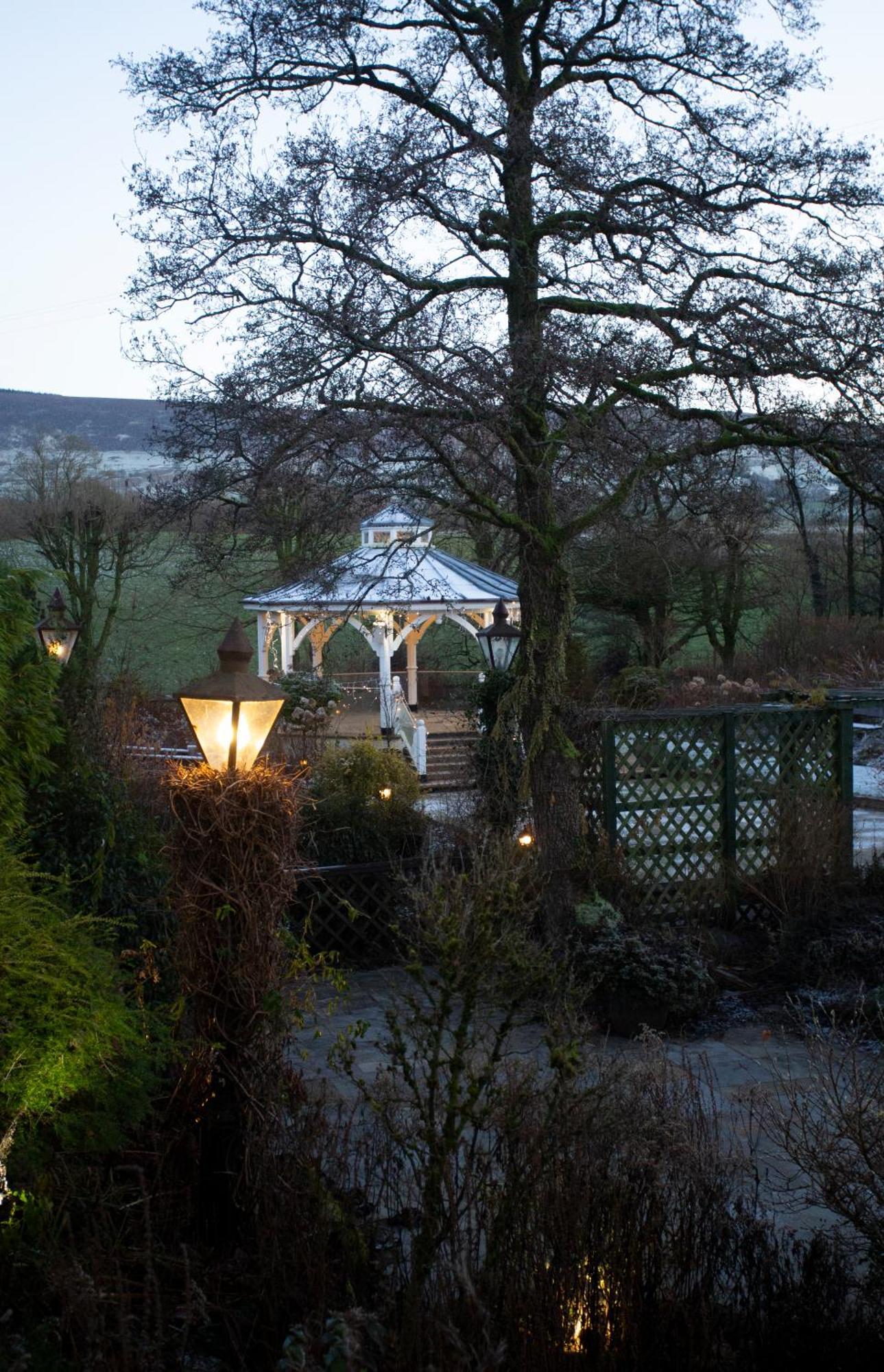 Gibbon Bridge Hotel Clitheroe Exterior photo