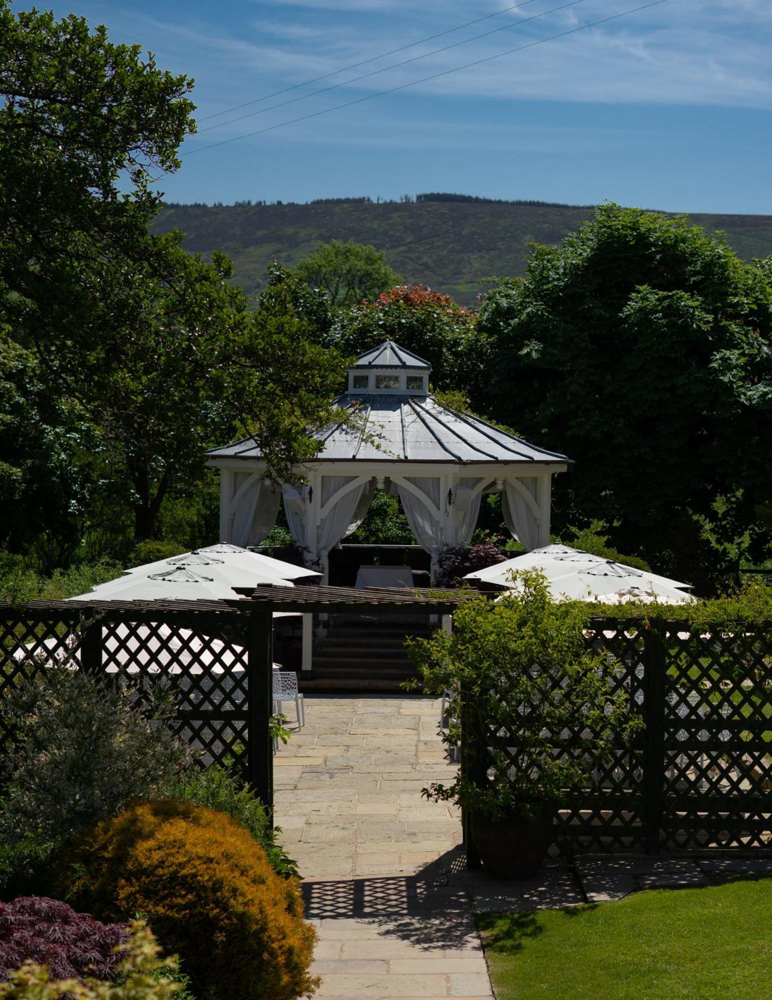 Gibbon Bridge Hotel Clitheroe Exterior photo